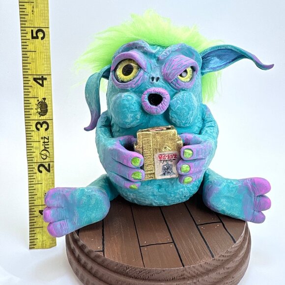 Statue Sculpture Cute Whimsical Monster Basement Dwelling Vintage Gamer Desk Art - Picture 11 of 13